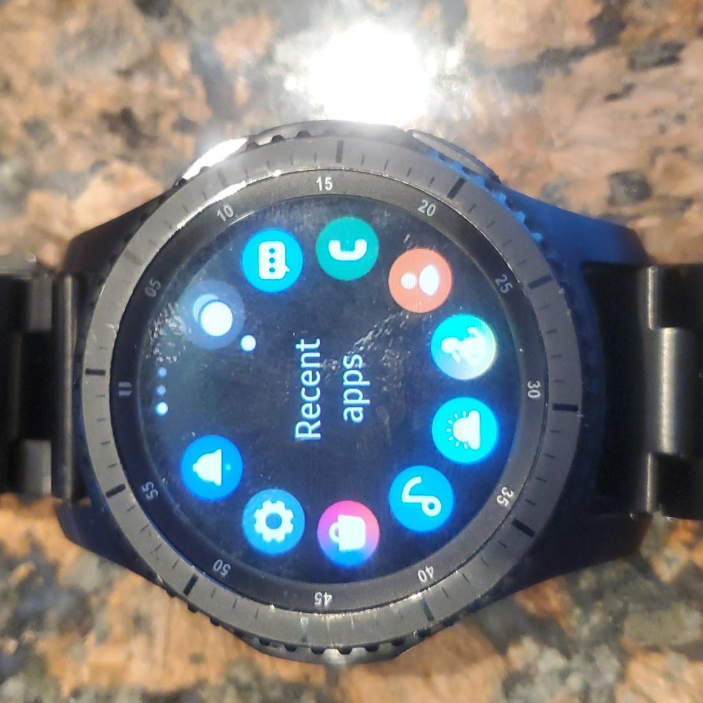 Samsung Gear 3 Frontier 46mm Smart Watch, New Battery & Charger & X-tra Bands - Picture 14 of 16